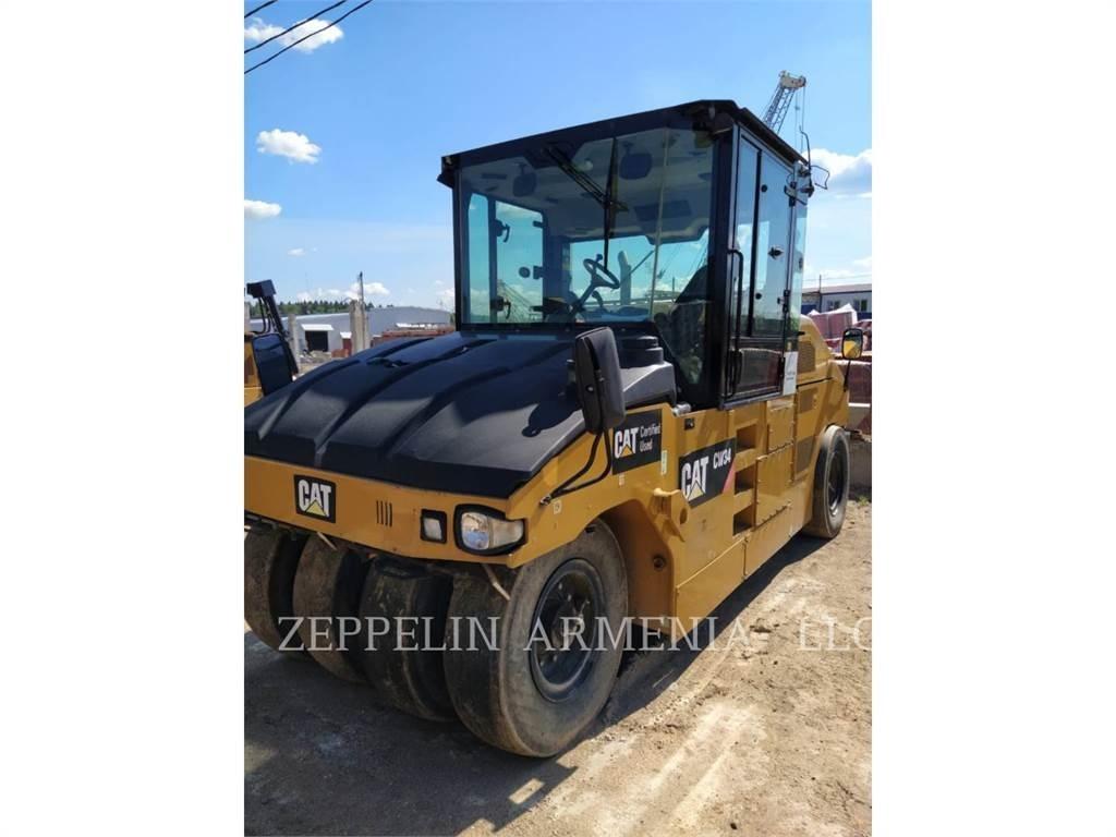 CAT CW34LRC Пневматические катки
