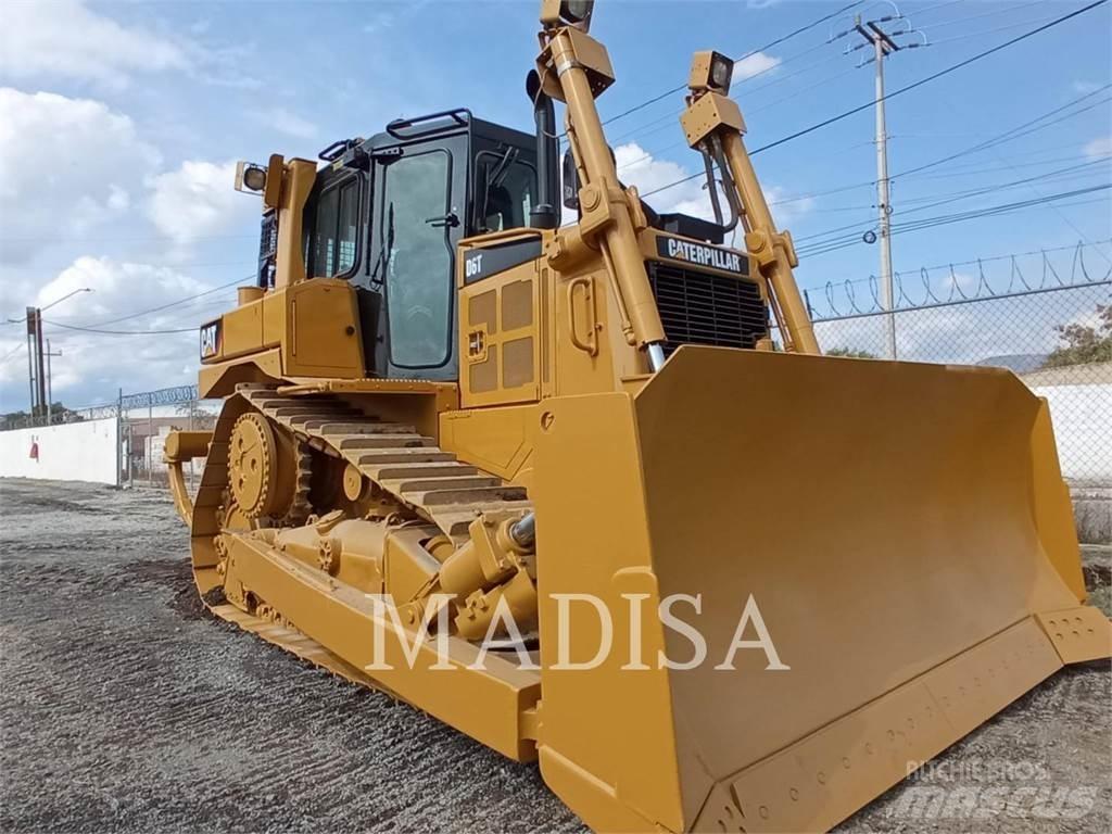 CAT D 6 T Гусеничные бульдозеры