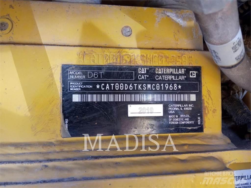 CAT D 6 T Гусеничные бульдозеры