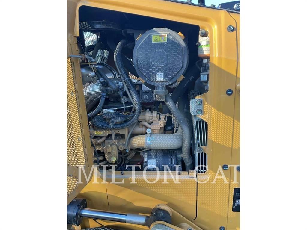 CAT D1 Гусеничные бульдозеры