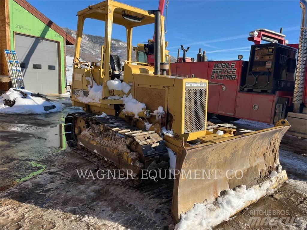CAT D1 Гусеничные бульдозеры