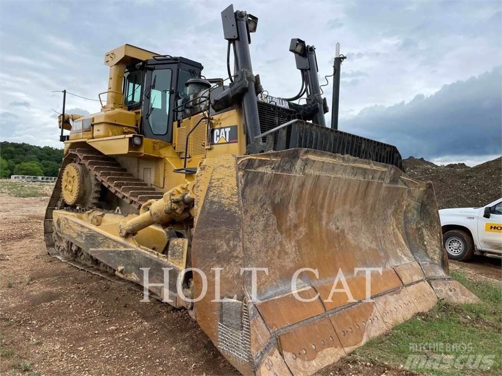 CAT D10N Гусеничные бульдозеры