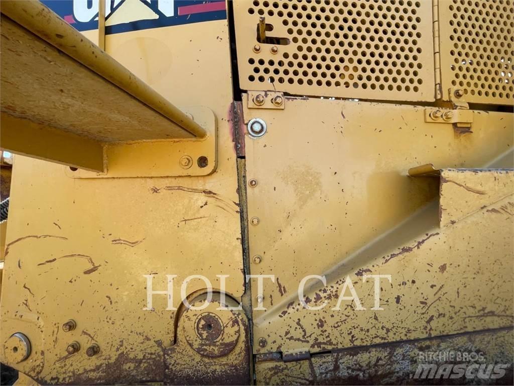 CAT D10R Гусеничные бульдозеры