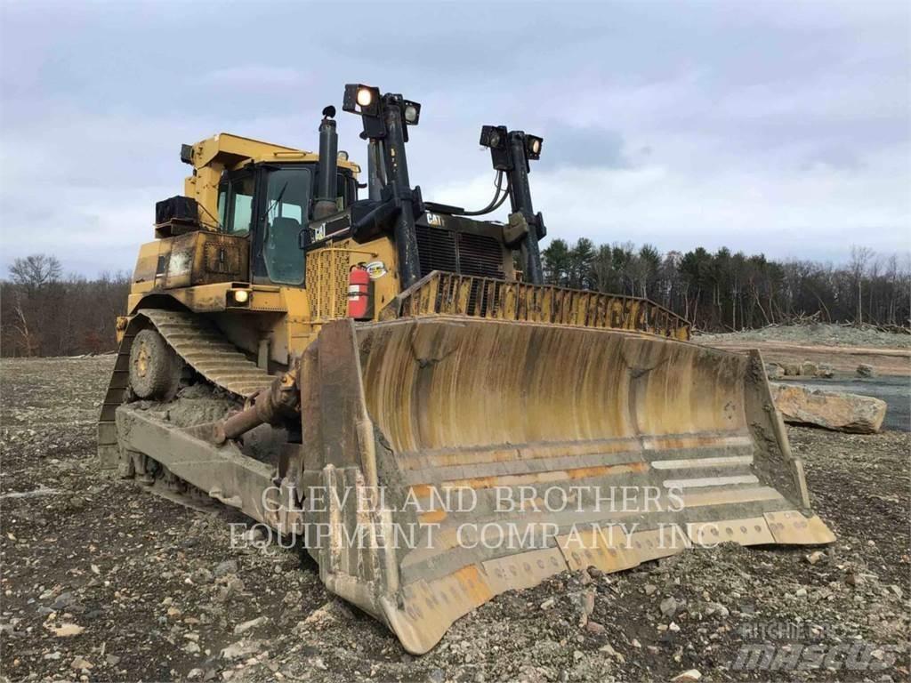 CAT D10T Гусеничные бульдозеры