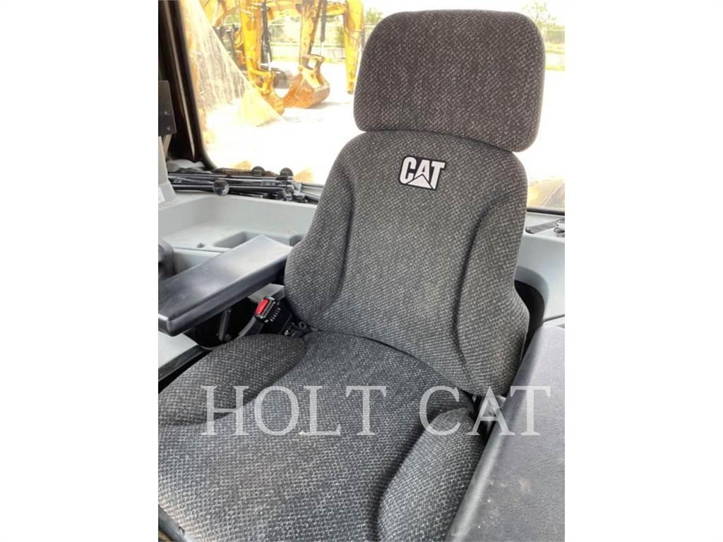 CAT D10T Гусеничные бульдозеры