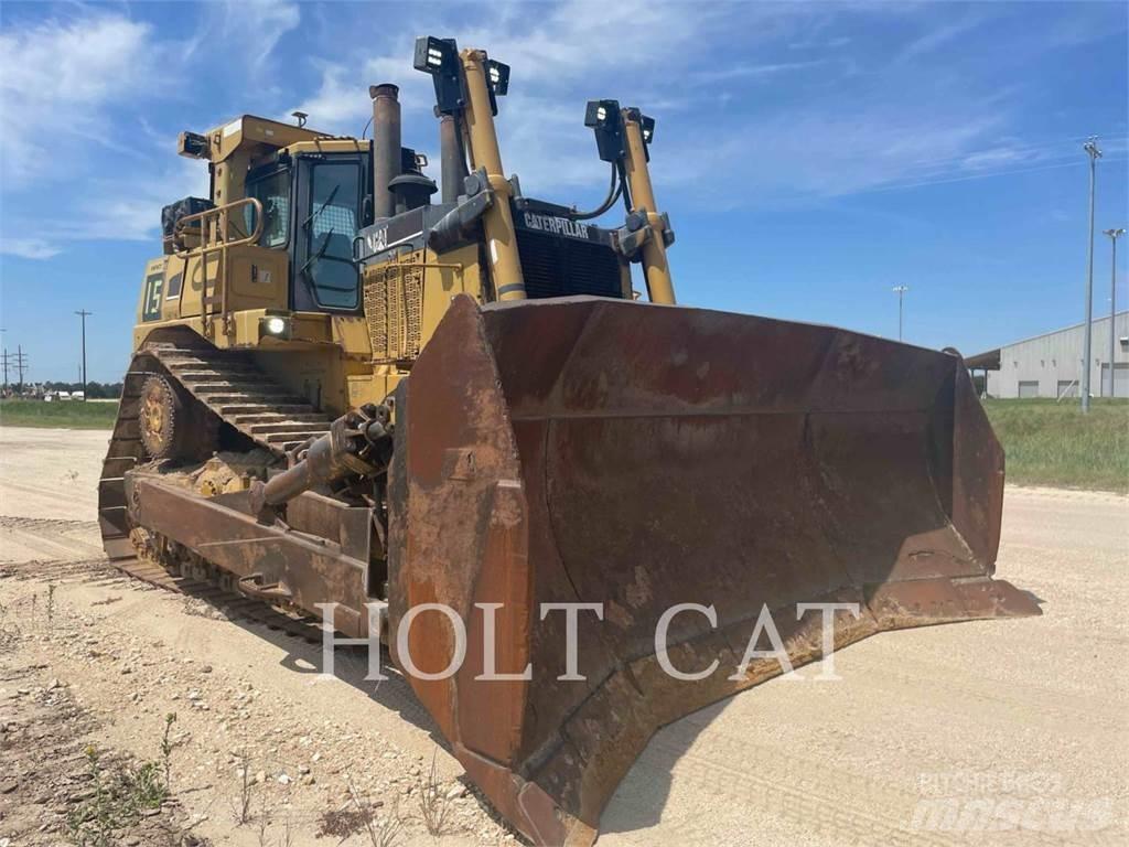 CAT D10T Гусеничные бульдозеры