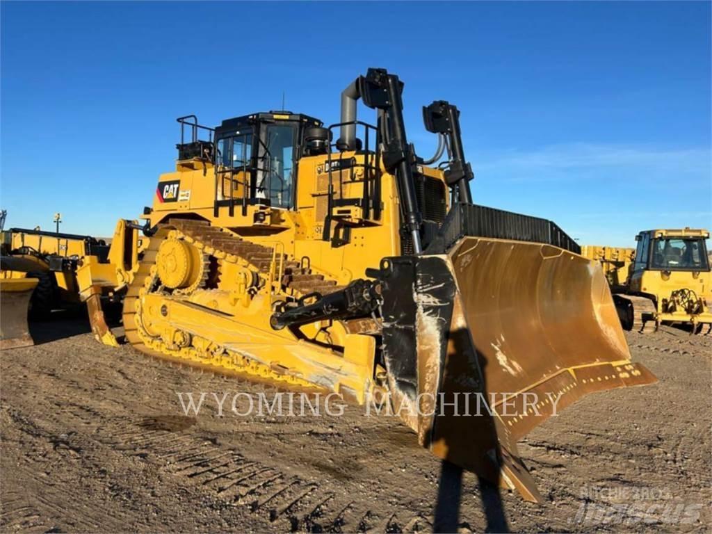 CAT D10T2 Гусеничные бульдозеры