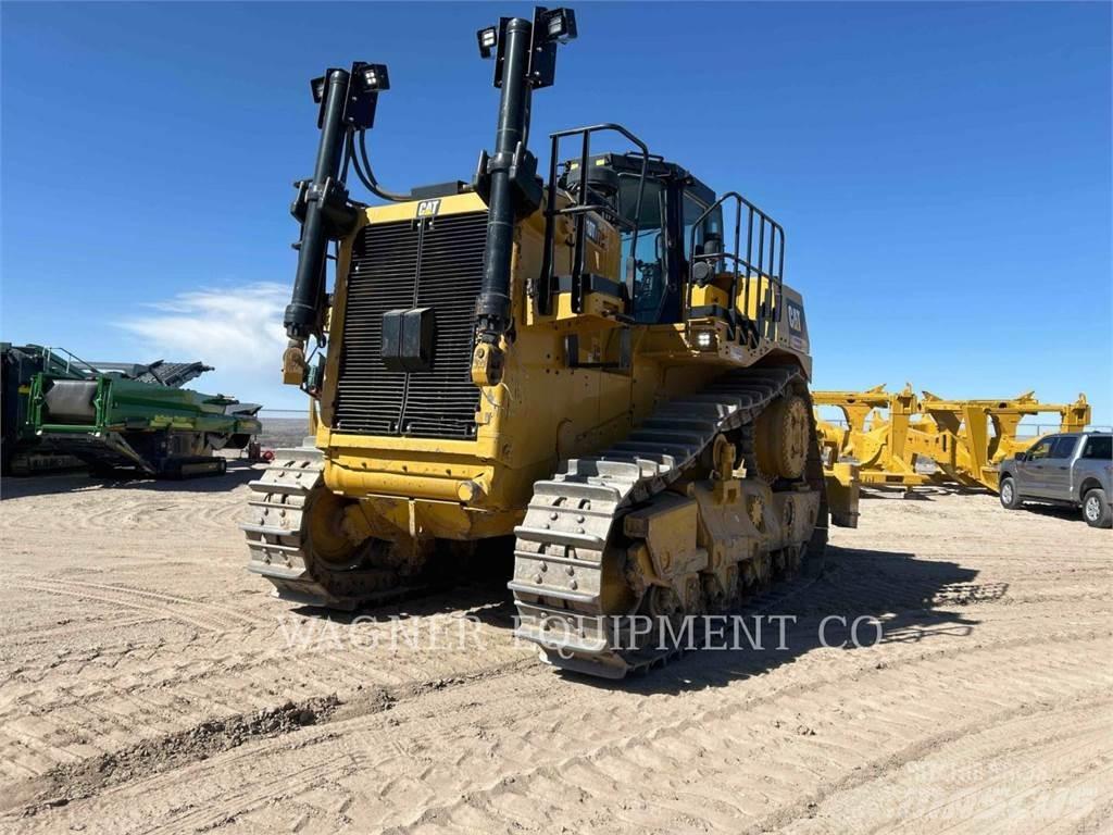 CAT D10T2 Гусеничные бульдозеры