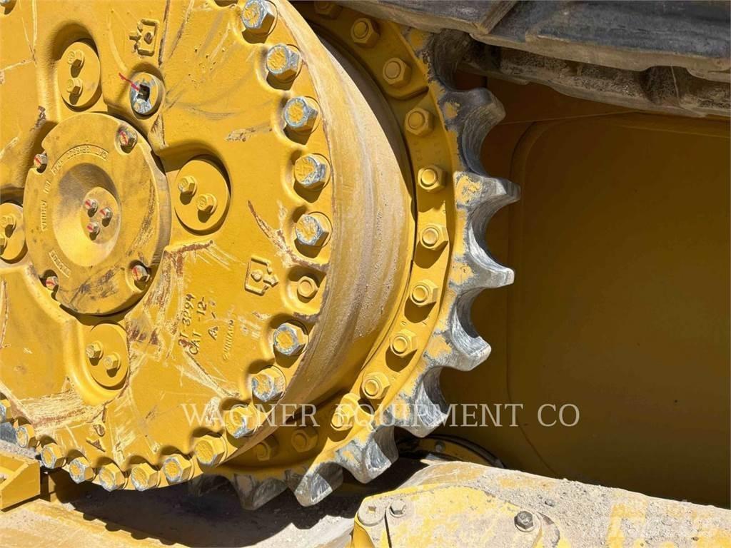 CAT D10T2 Гусеничные бульдозеры