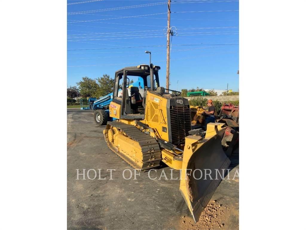 CAT D2 Гусеничные бульдозеры