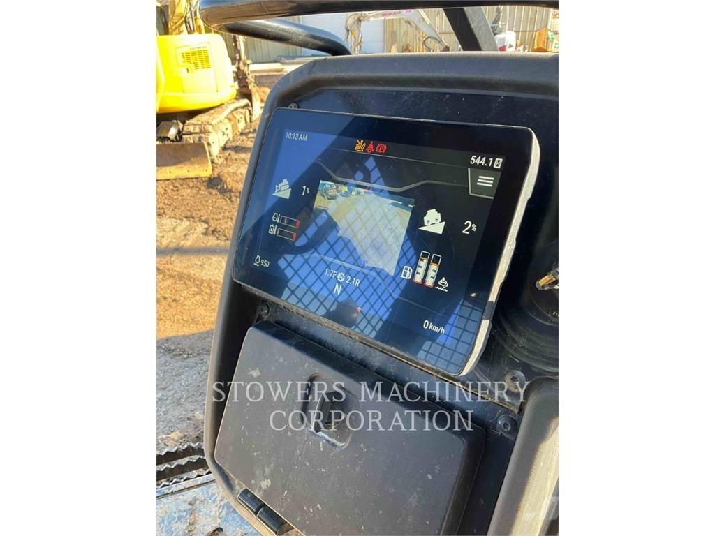 CAT D2 Гусеничные бульдозеры