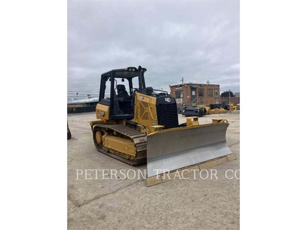 CAT D2 Гусеничные бульдозеры