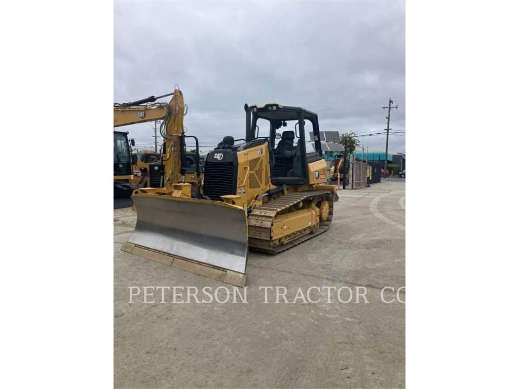 CAT D2 Гусеничные бульдозеры