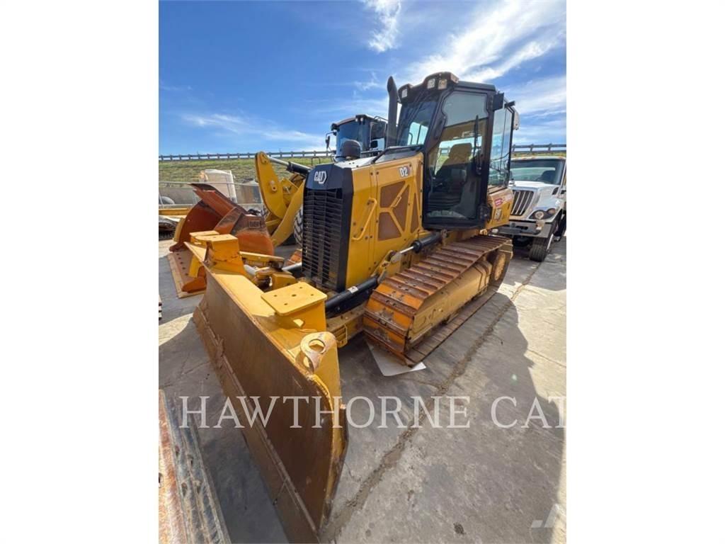 CAT D2 Гусеничные бульдозеры