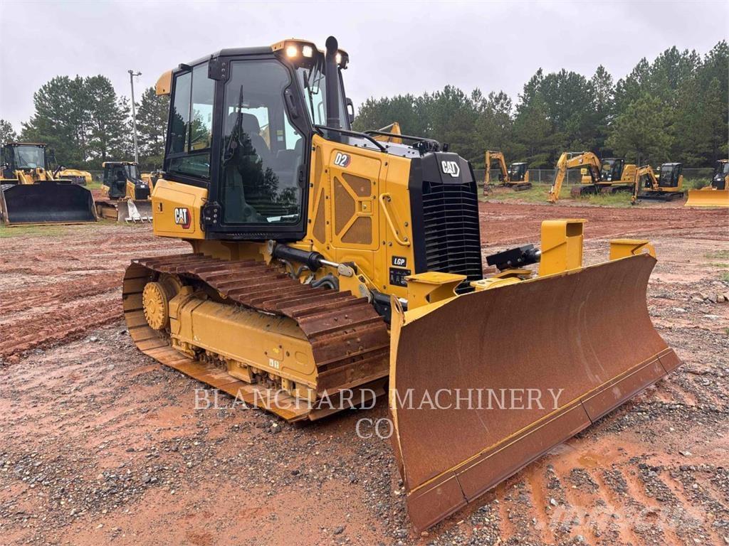 CAT D2 LGP Гусеничные бульдозеры