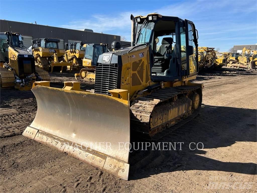 CAT D3 Гусеничные бульдозеры
