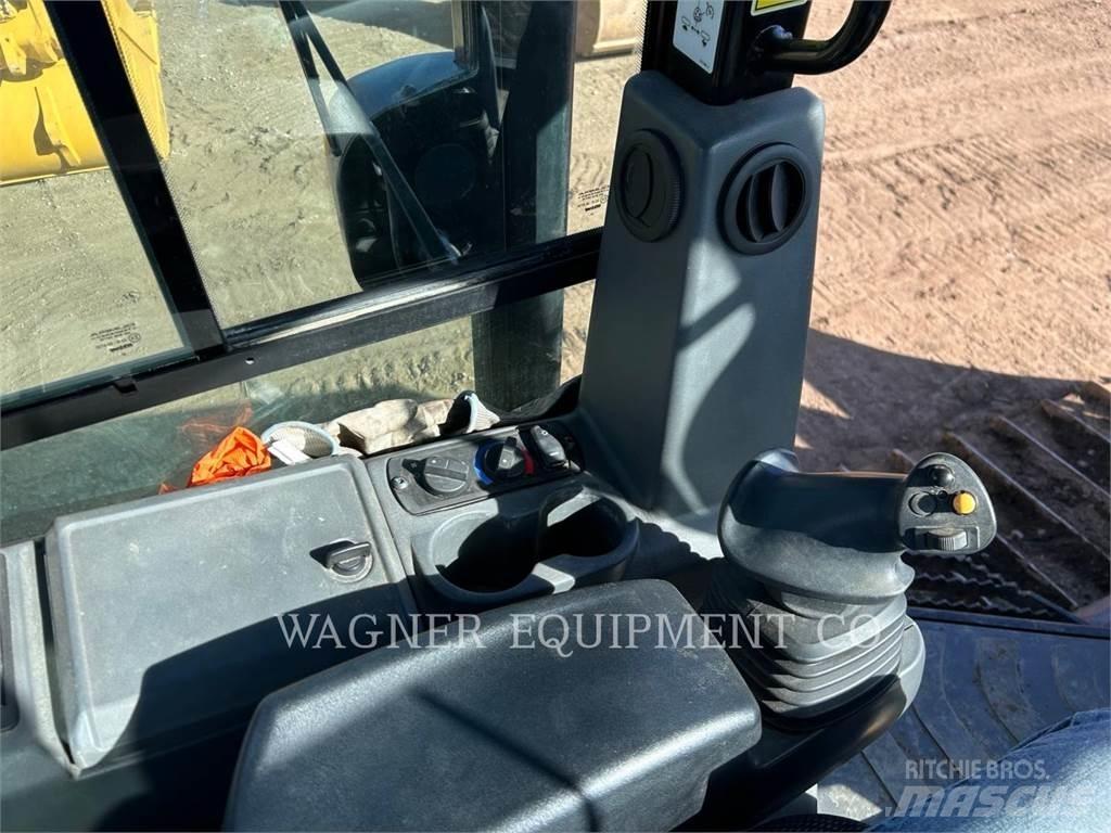 CAT D3 Гусеничные бульдозеры