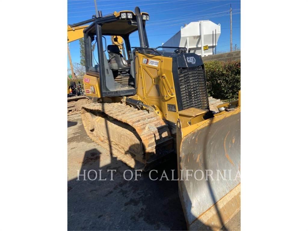 CAT D3 Гусеничные бульдозеры