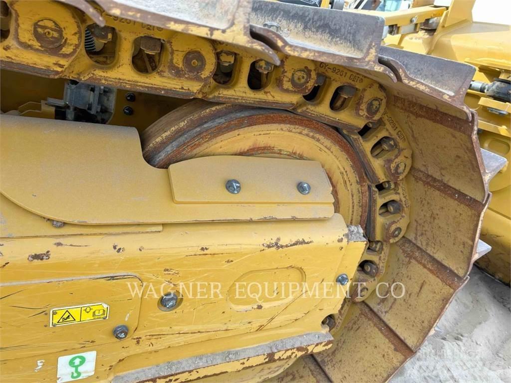 CAT D3 Гусеничные бульдозеры