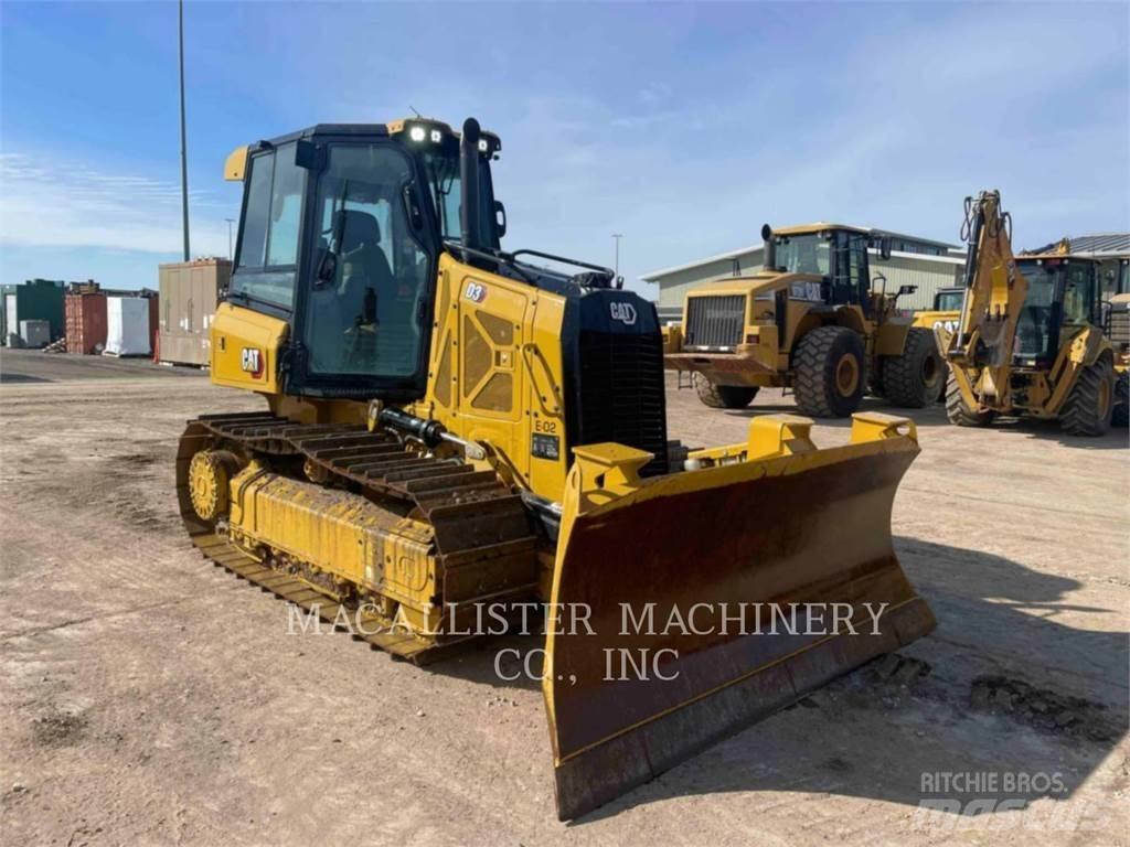 CAT D3 Гусеничные бульдозеры