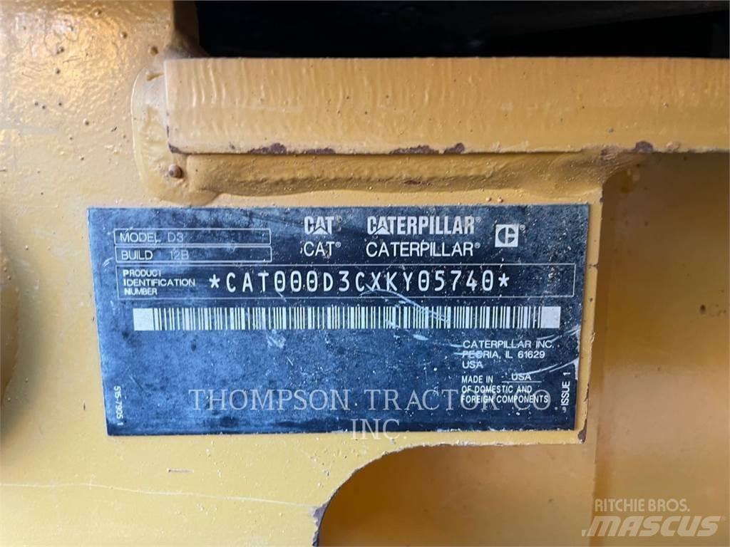 CAT D3 Гусеничные бульдозеры