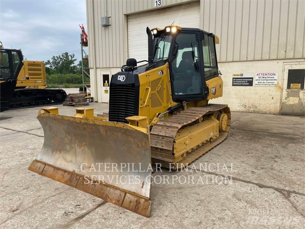 CAT D3 Гусеничные бульдозеры