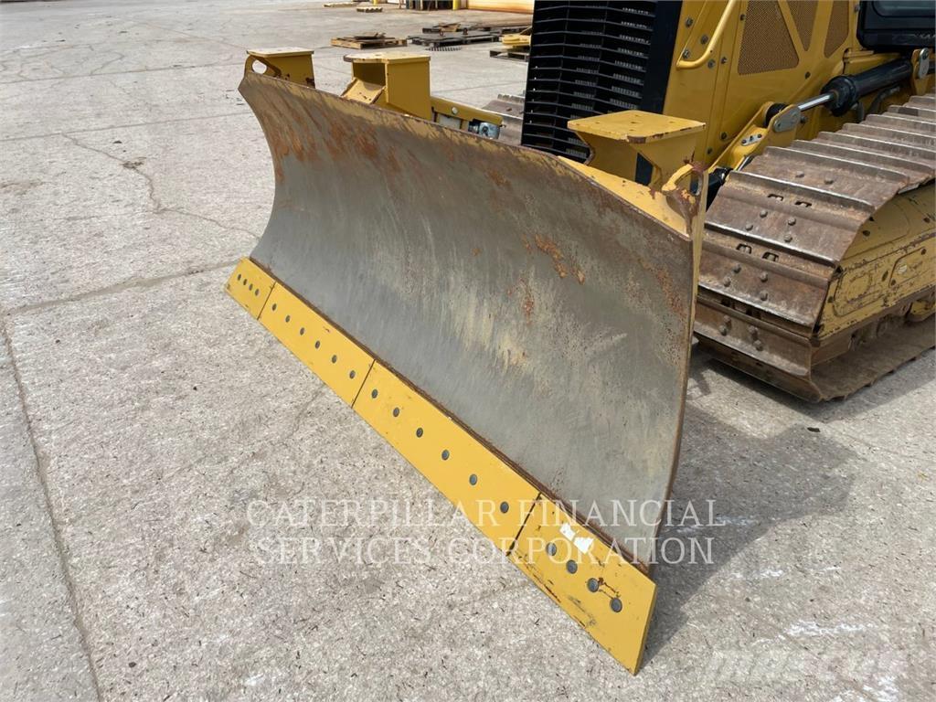 CAT D3 Гусеничные бульдозеры