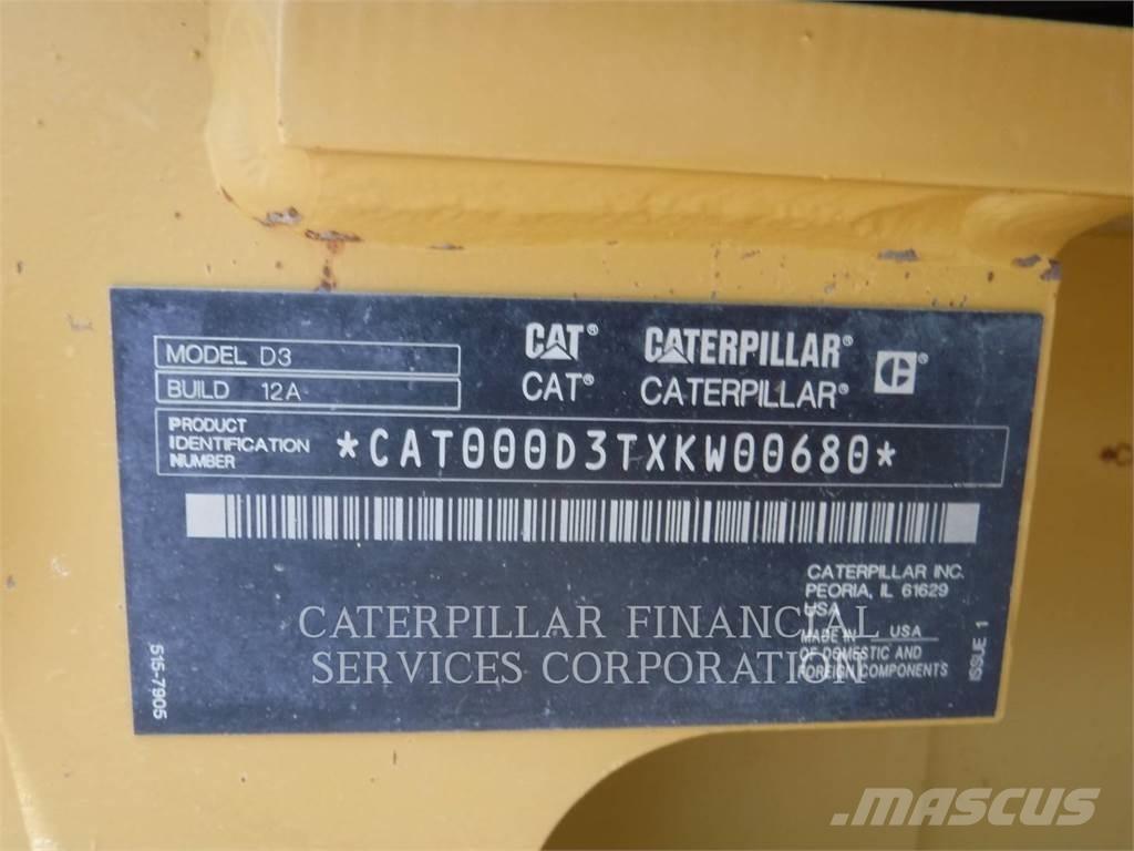 CAT D3-12 Гусеничные бульдозеры