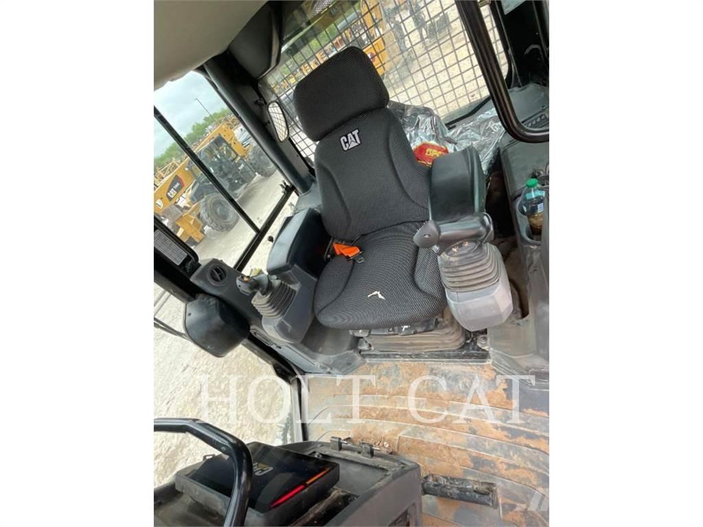 CAT D3 CAB3 Гусеничные бульдозеры