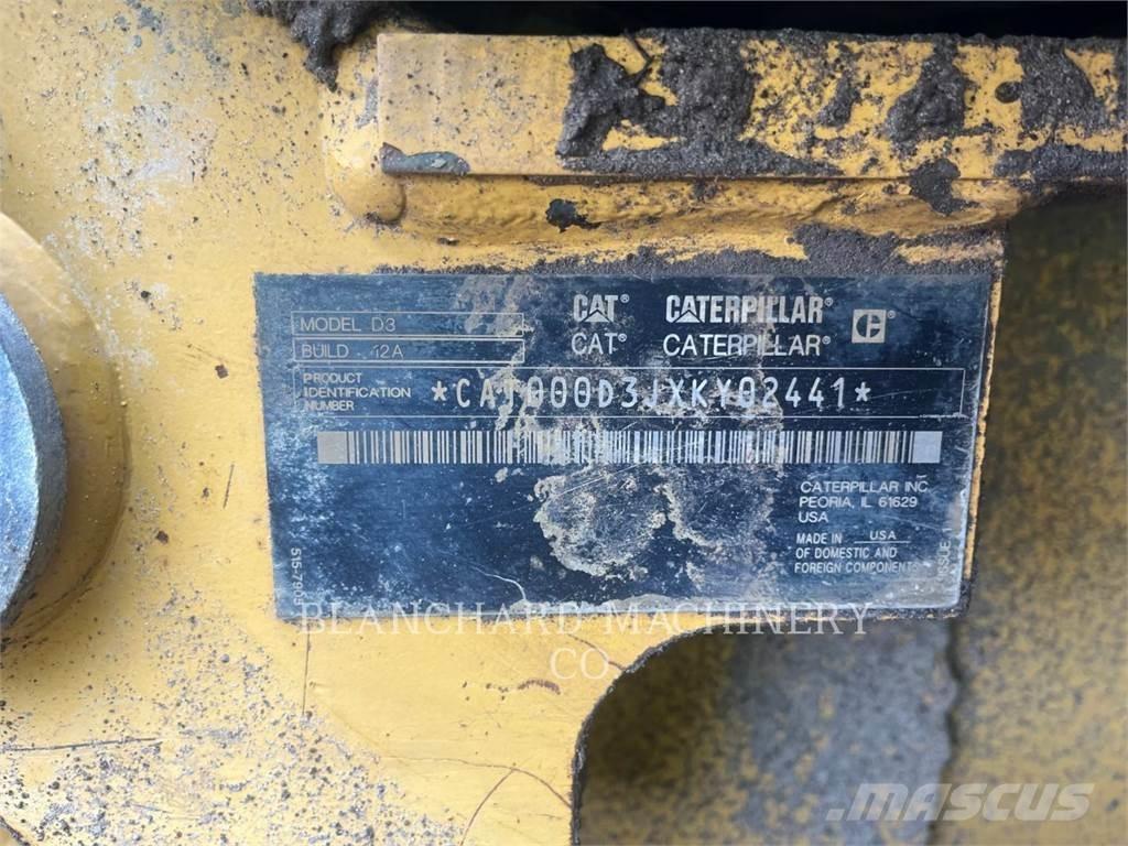 CAT D3 LGP Гусеничные бульдозеры