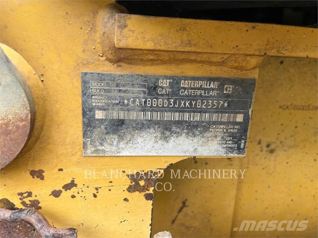 CAT D3 LGP Гусеничные бульдозеры