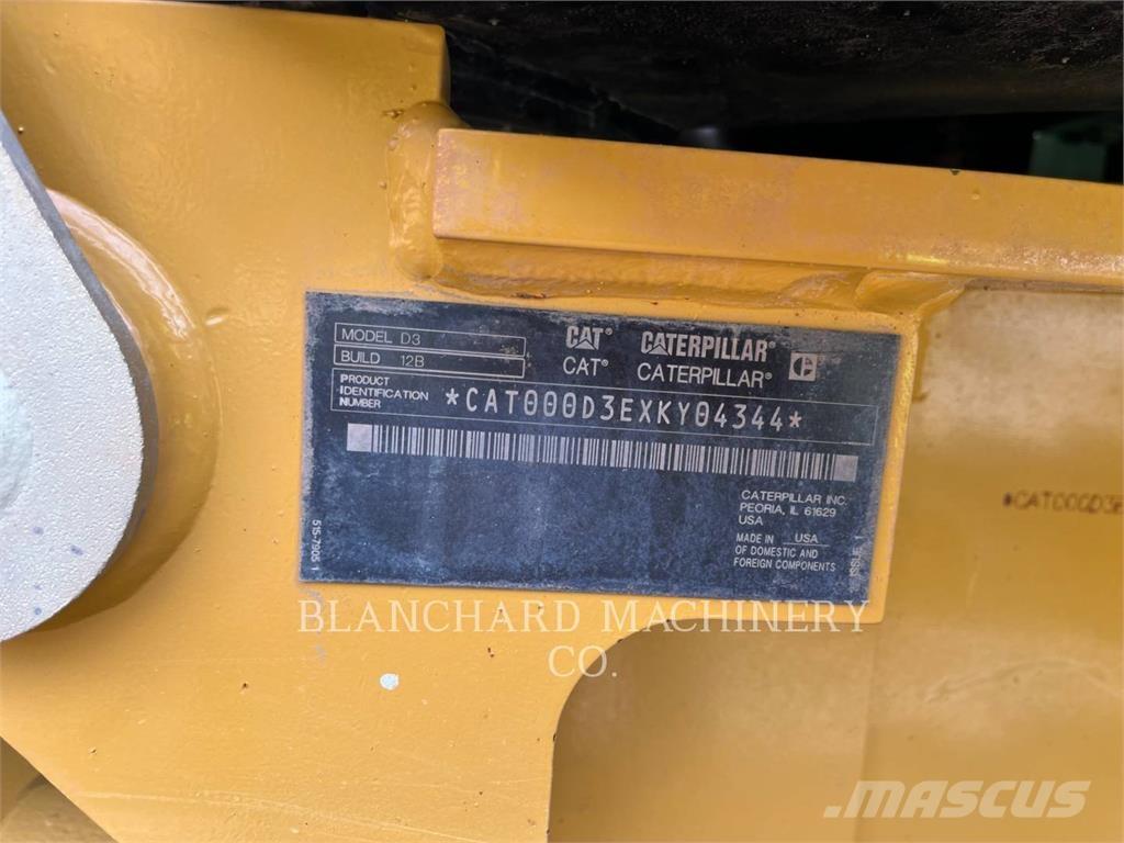 CAT D3 LGP Гусеничные бульдозеры