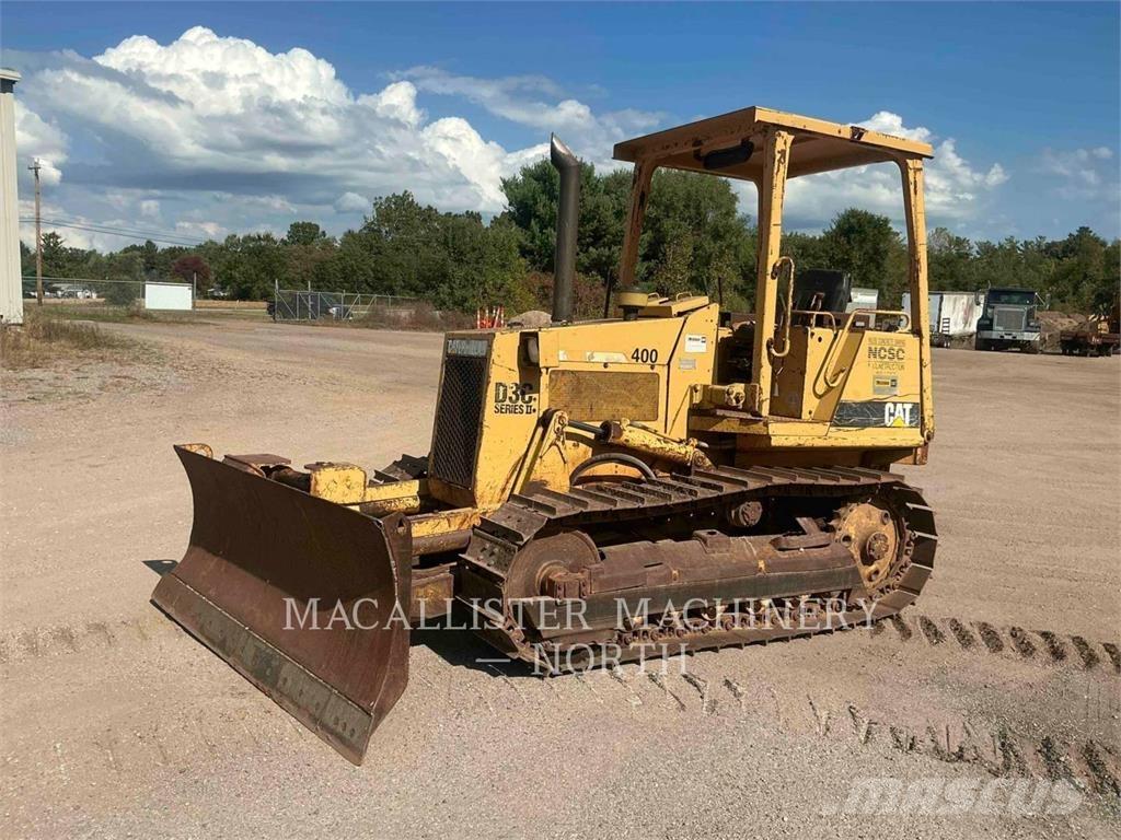 CAT D3C Гусеничные бульдозеры