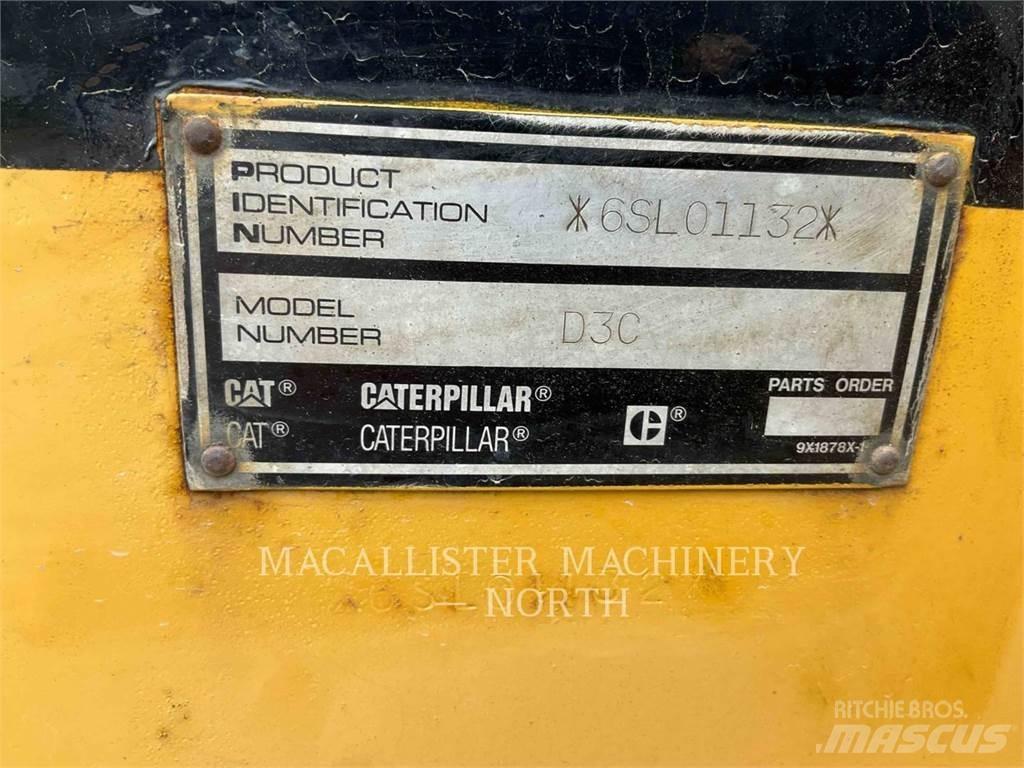 CAT D3CX Гусеничные бульдозеры