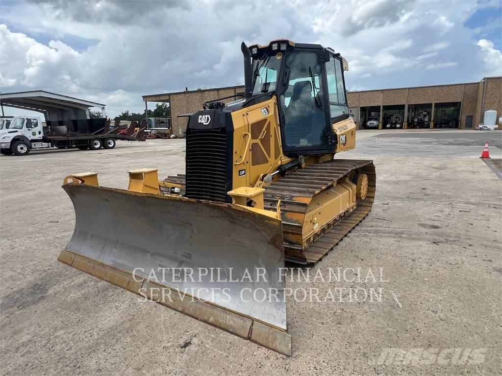 CAT D3G Гусеничные бульдозеры