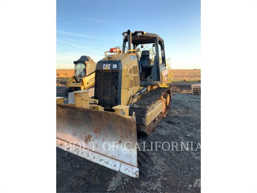 CAT D3K2 Гусеничные бульдозеры