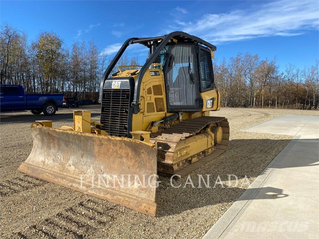 CAT D3K2 Гусеничные бульдозеры