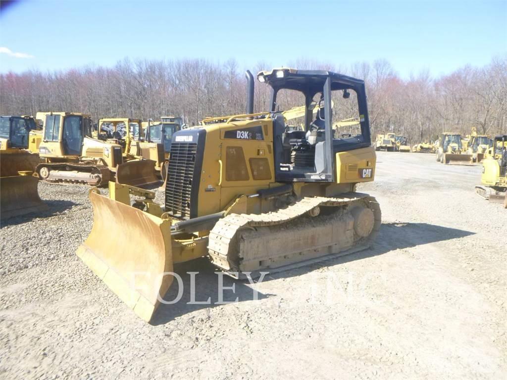 CAT D3K2XL Гусеничные бульдозеры