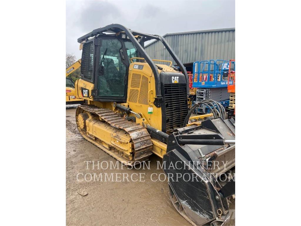 CAT D3K2XLMULC Гусеничные бульдозеры