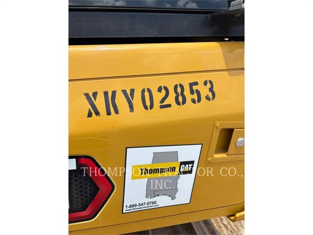 CAT D3LGP Гусеничные бульдозеры