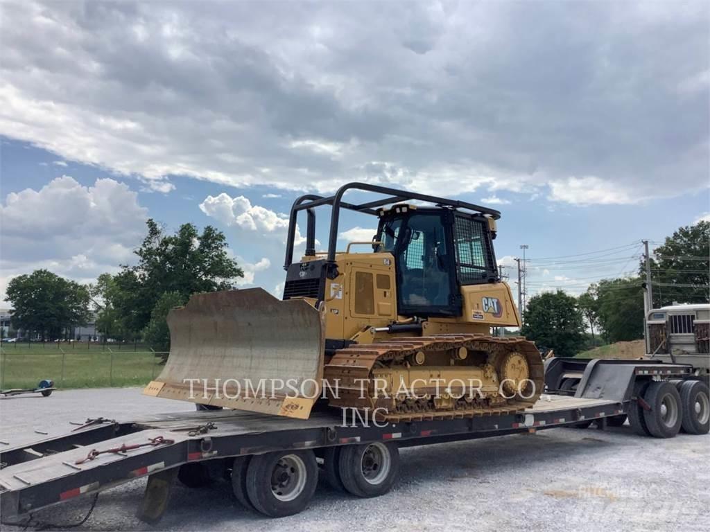 CAT D4 Гусеничные бульдозеры