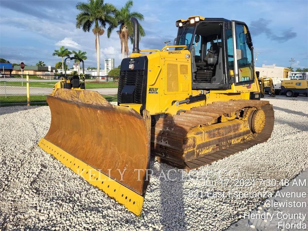 CAT D4 Гусеничные бульдозеры