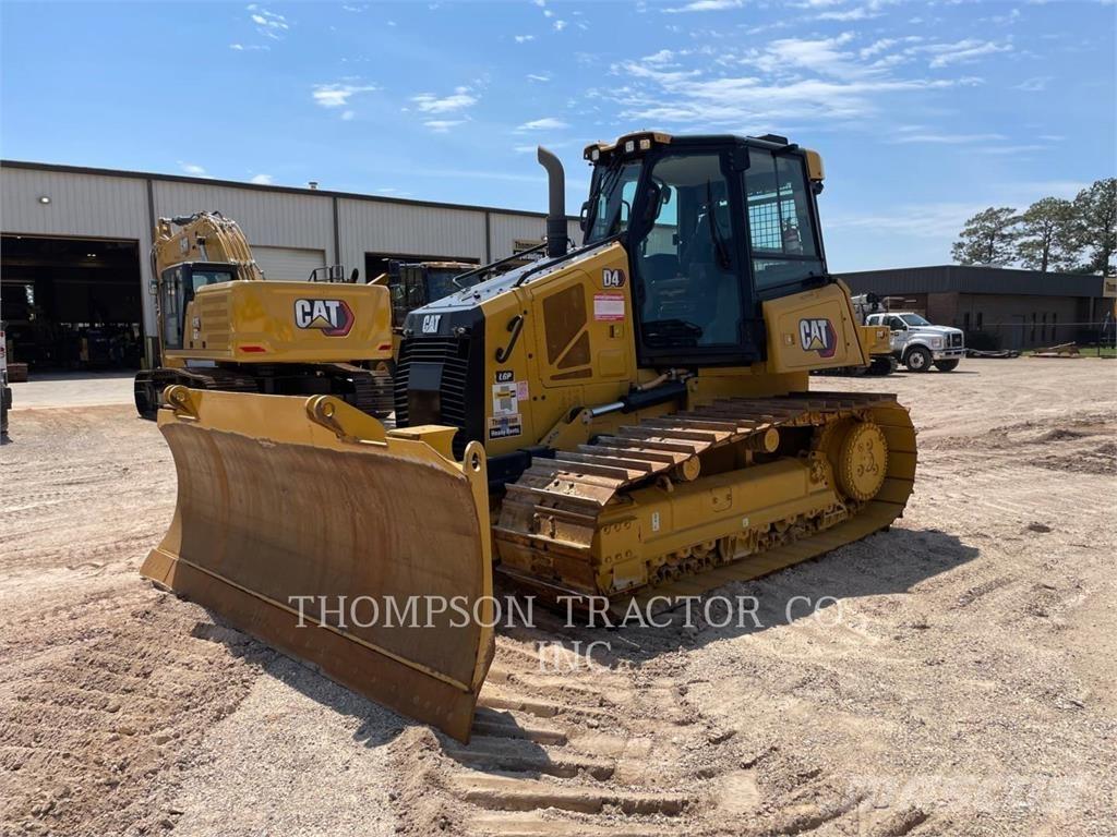 CAT D4 Гусеничные бульдозеры