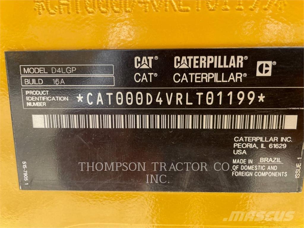 CAT D4 Гусеничные бульдозеры