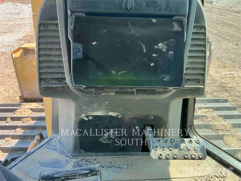 CAT D4 Гусеничные бульдозеры