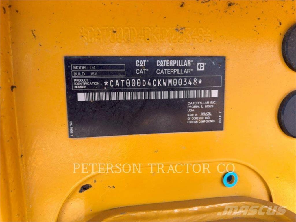 CAT D4 Гусеничные бульдозеры