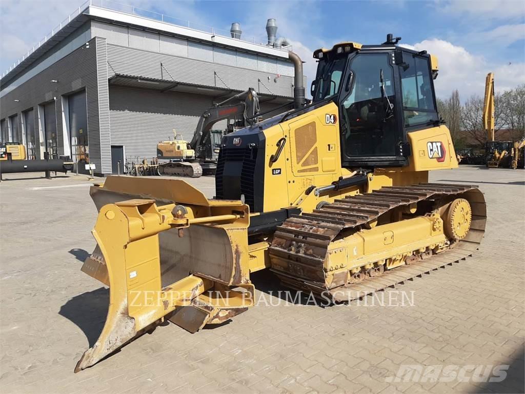 CAT D4-16A Гусеничные бульдозеры