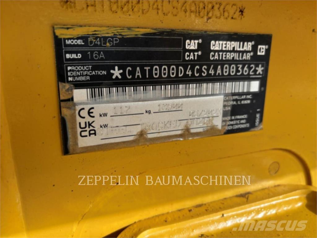 CAT D4-16A Гусеничные бульдозеры