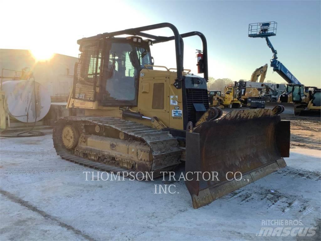 CAT D4-3D Гусеничные бульдозеры