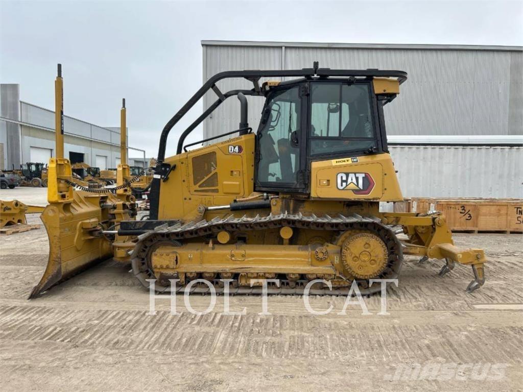 CAT D4 CAB3 Гусеничные бульдозеры